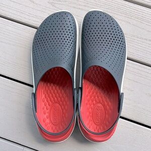 Crocs clogs